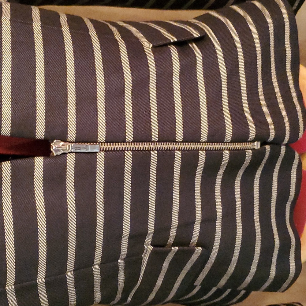 Zara Balzer - Picture 2 of 8